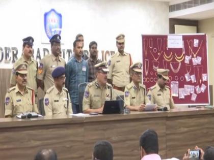 Hyderabad Police cracks burglary case, 6 arrested from Bihar | Hyderabad Police cracks burglary case, 6 arrested from Bihar