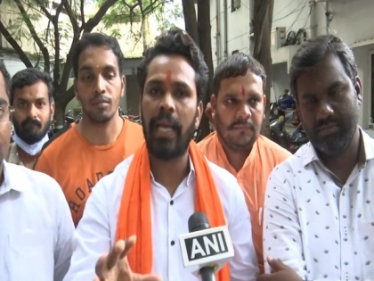 BJYM alleges crimes against Hindus on rise in Hyderabad, demands police to take action | BJYM alleges crimes against Hindus on rise in Hyderabad, demands police to take action