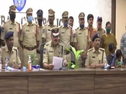 Minor girl rescued within 20 hours of abduction in Hyderabad; accused arrested | Minor girl rescued within 20 hours of abduction in Hyderabad; accused arrested