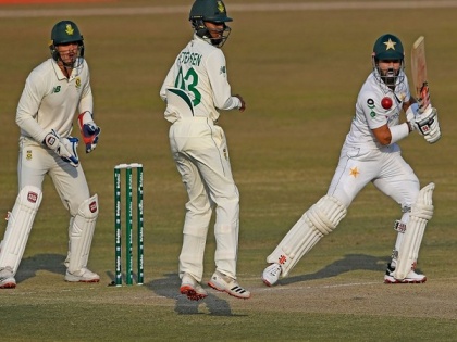 Pak vs SA, 2nd Test: Bowlers bring back Proteas after Hasan Ali scalps five wickets | Pak vs SA, 2nd Test: Bowlers bring back Proteas after Hasan Ali scalps five wickets