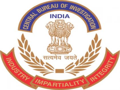 CBI arrests two senior customs officers in Rs 1.3 lakh bribery case | CBI arrests two senior customs officers in Rs 1.3 lakh bribery case