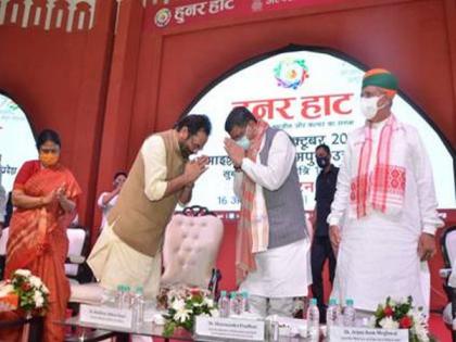Dharmendra Pradhan inaugurates 29th 'HunarHaat' in UP's Rampur | Dharmendra Pradhan inaugurates 29th 'HunarHaat' in UP's Rampur