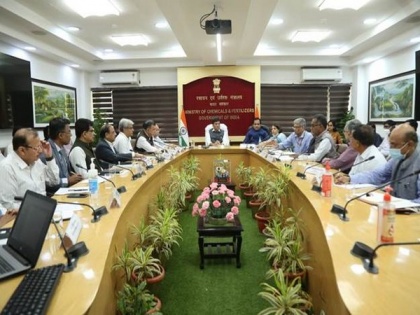 Mandaviya directs to set up joint task force to explore possibilities to utilize petroleum by-products | Mandaviya directs to set up joint task force to explore possibilities to utilize petroleum by-products