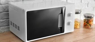 Microwaving food containers can expose you to toxic nanoplastics: Study | Microwaving food containers can expose you to toxic nanoplastics: Study