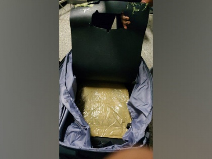 Hyderabad: Tanzania national arrested at RGI Airport, 3kg heroin worth Rs 19.5 cr seized | Hyderabad: Tanzania national arrested at RGI Airport, 3kg heroin worth Rs 19.5 cr seized