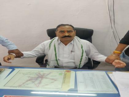 MP power company employee caught taking bribe, case registered | MP power company employee caught taking bribe, case registered MP power company employee caught taking bribe, case registered | MP power company employee caught taking bribe, case registered