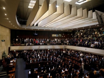Swearing in ceremony of 3 Israeli lawmakers amid coronavirus scare | Swearing in ceremony of 3 Israeli lawmakers amid coronavirus scare