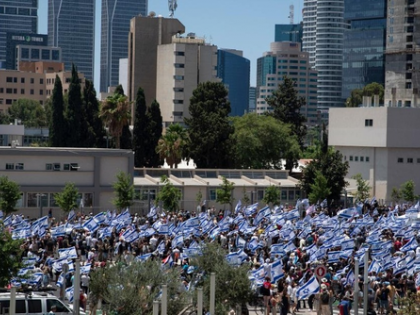 Israeli youths defy conscription to protest judicial overhaul | Israeli youths defy conscription to protest judicial overhaul Israeli youths defy conscription to protest judicial overhaul | Israeli youths defy conscription to protest judicial overhaul