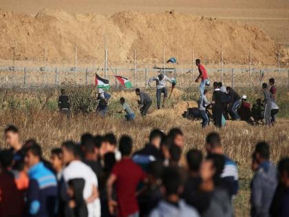 Palestinian man killed in clashes with Israeli soldiers in Gaza | Palestinian man killed in clashes with Israeli soldiers in Gaza