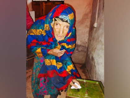 105-year-old woman casts vote in third phase of DDC elections in J-K | 105-year-old woman casts vote in third phase of DDC elections in J-K