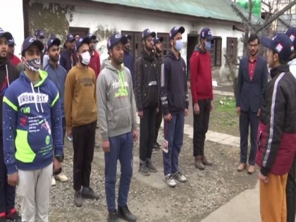 Indian Army provides free coaching to J&K students under Super 30 program | Indian Army provides free coaching to J&K students under Super 30 program