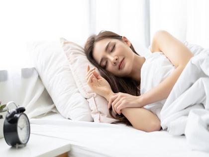 Study links too much, too little sleep to elevated heart risks in people free from disease | Study links too much, too little sleep to elevated heart risks in people free from disease Study links too much, too little sleep to elevated heart risks in people free from disease | Study links too much, too little sleep to elevated heart risks in people free from disease