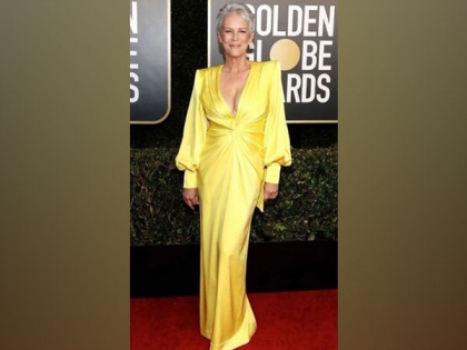 Jamie Lee Curtis stuns in yellow dress at Golden Globes 2021 | Jamie Lee Curtis stuns in yellow dress at Golden Globes 2021