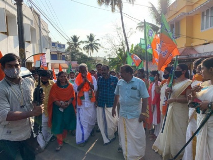Kerala polls: Kummanam Rajasekharan blames CPIM for inciting violence against BJP workers | Kerala polls: Kummanam Rajasekharan blames CPIM for inciting violence against BJP workers