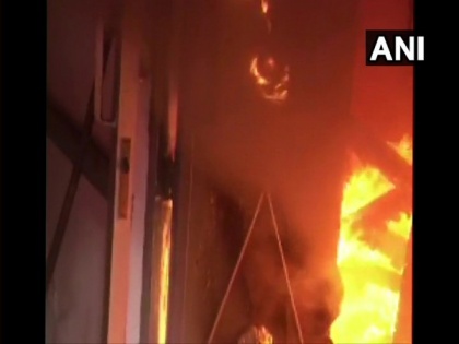 Fire breaks out at Delhi's Central Revenue building at ITO | Fire breaks out at Delhi's Central Revenue building at ITO