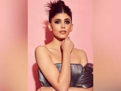 Actor Sanjana Sanghi joins hands with NGO to support Covid-19-hit children | Actor Sanjana Sanghi joins hands with NGO to support Covid-19-hit children