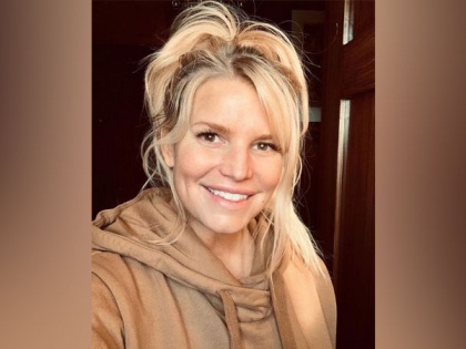 Jessica Simpson says hearing her kids giggle is like 'therapy' | Jessica Simpson says hearing her kids giggle is like 'therapy'