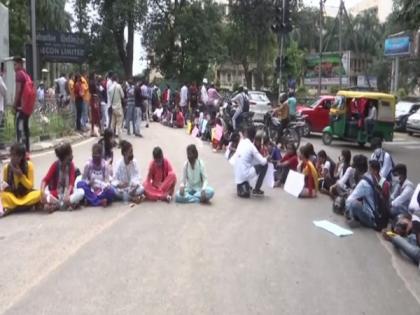 Andhra: Students stage protest, demand retaining Ideal College of Kakinada as an aided institution | Andhra: Students stage protest, demand retaining Ideal College of Kakinada as an aided institution Andhra: Students stage protest, demand retaining Ideal College of Kakinada as an aided institution | Andhra: Students stage protest, demand retaining Ideal College of Kakinada as an aided institution