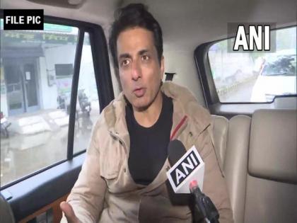Actor Sonu Sood booked for violating Model Code of Conduct during Punjab assembly elections | Actor Sonu Sood booked for violating Model Code of Conduct during Punjab assembly elections