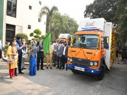 Bharati Pawar flags off Food Safety Awareness vehicles, unveils books on nutrition at FSSAI | Bharati Pawar flags off Food Safety Awareness vehicles, unveils books on nutrition at FSSAI