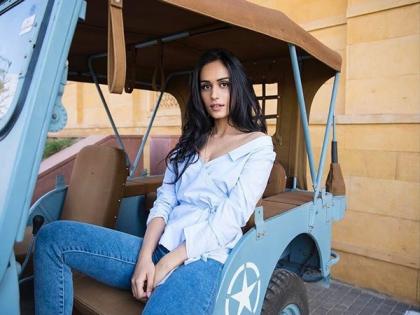 Manushi Chhillar salutes medical professionals for their efforts during coronavirus outbreak | Manushi Chhillar salutes medical professionals for their efforts during coronavirus outbreak