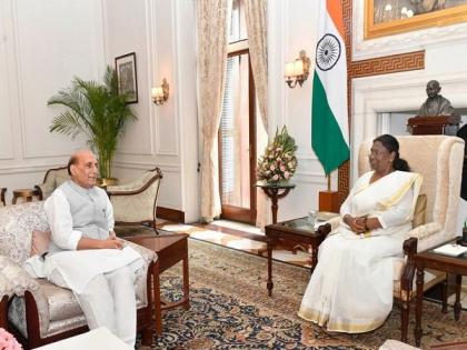 Rajnath Singh calls on President Droupadi Murmu | Rajnath Singh calls on President Droupadi Murmu