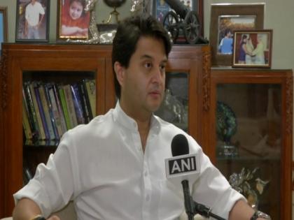 'Certainly', says Scindia on whether Sonia Gandhi should pull up Kamal Nath over 'item' jibe | 'Certainly', says Scindia on whether Sonia Gandhi should pull up Kamal Nath over 'item' jibe 'Certainly', says Scindia on whether Sonia Gandhi should pull up Kamal Nath over 'item' jibe | 'Certainly', says Scindia on whether Sonia Gandhi should pull up Kamal Nath over 'item' jibe