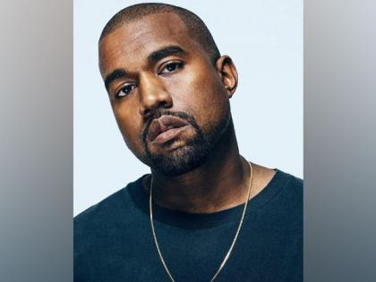 Kanye West dons bizarre face-covering out in Los Angeles | Kanye West dons bizarre face-covering out in Los Angeles Kanye West dons bizarre face-covering out in Los Angeles | Kanye West dons bizarre face-covering out in Los Angeles