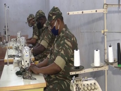 CRPF personnel in Jammu make face masks for public, fellow jawans | CRPF personnel in Jammu make face masks for public, fellow jawans