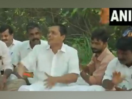 BJP Kochi candidate writes, sings songs during Kerala assembly poll campaign | BJP Kochi candidate writes, sings songs during Kerala assembly poll campaign