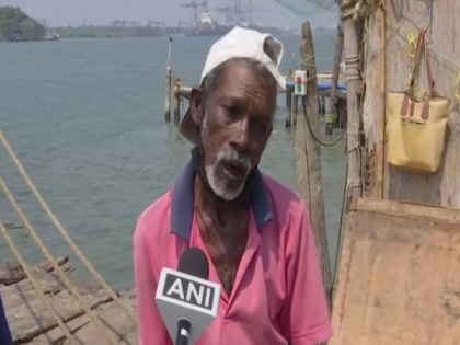 Kochi fishermen seek government help in off-season | Kochi fishermen seek government help in off-season