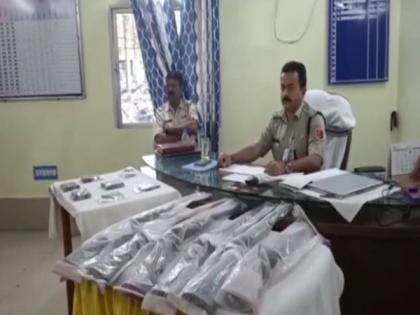 WB: Huge catchment of arms seized in West Burdwan ahead of Asansol bypoll | WB: Huge catchment of arms seized in West Burdwan ahead of Asansol bypoll