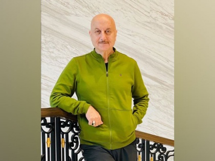 Did Anupam Kher just hint at returning with new season of his talk show? | Did Anupam Kher just hint at returning with new season of his talk show?