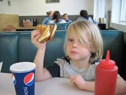 Fast food restaurant proximity likely doesn't affect children's weight: Study | Fast food restaurant proximity likely doesn't affect children's weight: Study