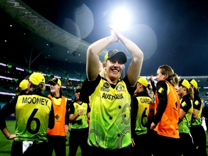 Darcie Brown earns Cricket Australia contract as Delissa Kimmince announces retirement | Darcie Brown earns Cricket Australia contract as Delissa Kimmince announces retirement