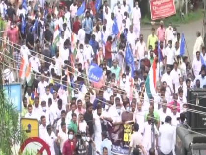 Kerala student suicide: Congress protest turns violent, police use tear gas, water cannons | Kerala student suicide: Congress protest turns violent, police use tear gas, water cannons