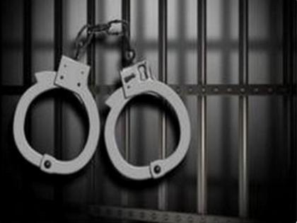 Mumbai: Man stabs wife to death in broad daylight, arrested | Mumbai: Man stabs wife to death in broad daylight, arrested