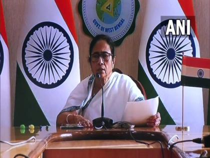 Mamata Banerjee asks Centre to reduce prices of cooking gas, petrol, diesel | Mamata Banerjee asks Centre to reduce prices of cooking gas, petrol, diesel