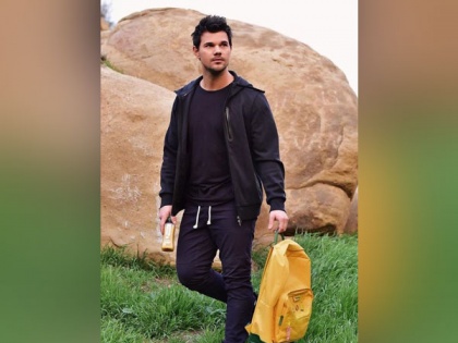 Taylor Lautner was 'scared' to go out in public during 'Twilight' fame | Taylor Lautner was 'scared' to go out in public during 'Twilight' fame