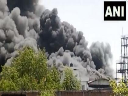 Fire breaks out at chemical factory in UP's Meerut | Fire breaks out at chemical factory in UP's Meerut