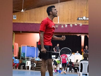 Sukant Kadam defeats Tarun Dhillon to win gold at 4th National Para-Badminton Championship | Sukant Kadam defeats Tarun Dhillon to win gold at 4th National Para-Badminton Championship