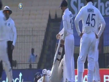 Ind vs Eng: Kohli's 'spirit of cricket' gesture for Joe Root wins hearts on internet | Ind vs Eng: Kohli's 'spirit of cricket' gesture for Joe Root wins hearts on internet