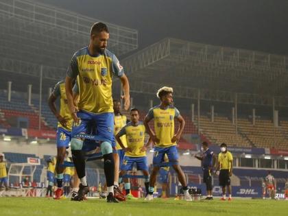 ISL 7: Rivalry renewed as Bengaluru FC eye win against Kerala Blasters | ISL 7: Rivalry renewed as Bengaluru FC eye win against Kerala Blasters ISL 7: Rivalry renewed as Bengaluru FC eye win against Kerala Blasters | ISL 7: Rivalry renewed as Bengaluru FC eye win against Kerala Blasters
