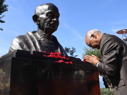 President Kovind unveils statue of Mahatma Gandhi in Switzerland | President Kovind unveils statue of Mahatma Gandhi in Switzerland