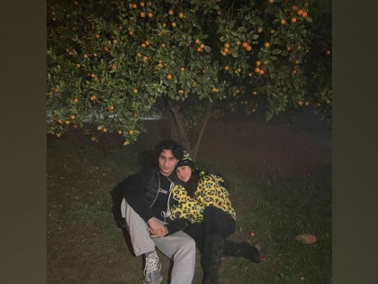 Sara Ali Khan shares adorable picture with her brother | Sara Ali Khan shares adorable picture with her brother