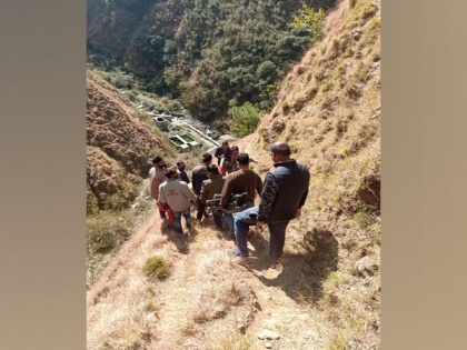 3 killed after car falls into ditch in Himachal Pradesh's Kullu | 3 killed after car falls into ditch in Himachal Pradesh's Kullu