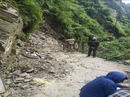 Uttarakhand: Kedarnath Yatra halted by Rudraprayag administration due to landslides | Uttarakhand: Kedarnath Yatra halted by Rudraprayag administration due to landslides Uttarakhand: Kedarnath Yatra halted by Rudraprayag administration due to landslides | Uttarakhand: Kedarnath Yatra halted by Rudraprayag administration due to landslides