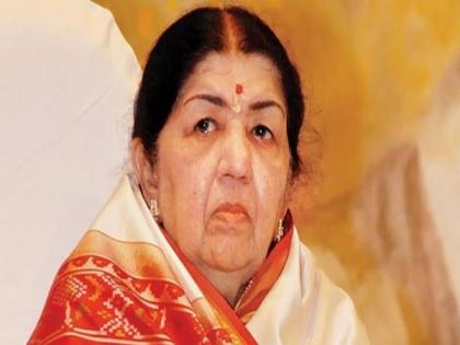 Lata Mangeshkar continues in ICU, shows signs of improvement | Lata Mangeshkar continues in ICU, shows signs of improvement