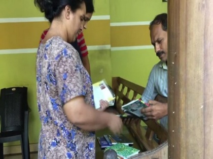 Library in Kerala's Kozhikode provides doorstep book delivery | Library in Kerala's Kozhikode provides doorstep book delivery