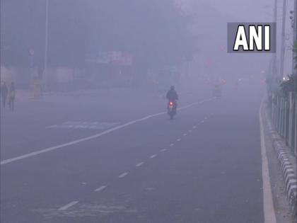 Delhi's AQI dips to 396, remains in 'very poor' category | Delhi's AQI dips to 396, remains in 'very poor' category Delhi's AQI dips to 396, remains in 'very poor' category | Delhi's AQI dips to 396, remains in 'very poor' category